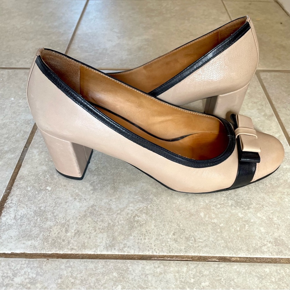 Para full leather European pump heel shoe, size 8.5, cream nude color
